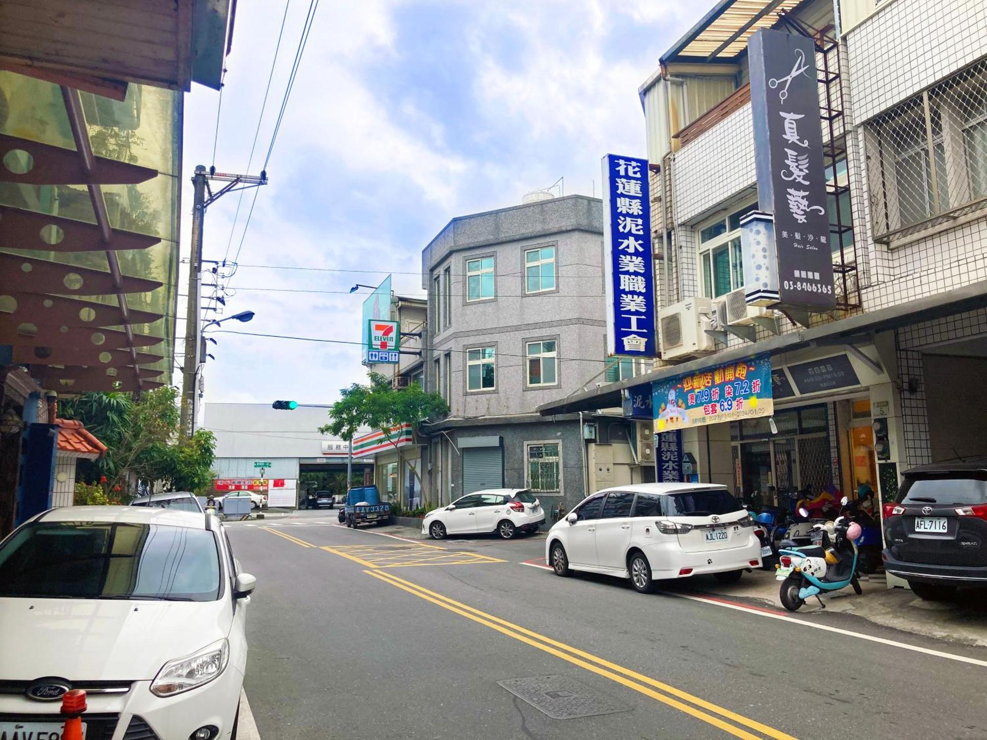 Ferienwohnung 白陽二館-瑞億意象 Mansion 6 Ji'an Exterior foto